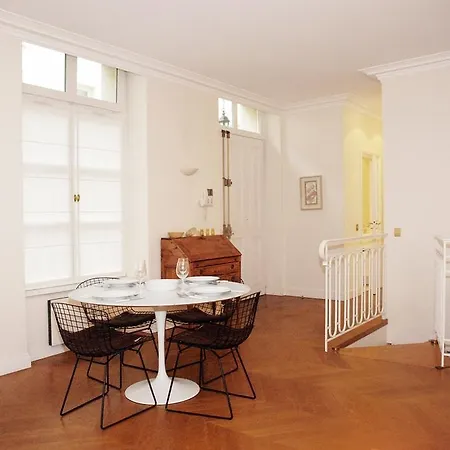 Appartement Guenegaud - 5 Adults Parijs