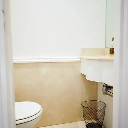 Guenegaud - 5 Adults Appartement Parijs